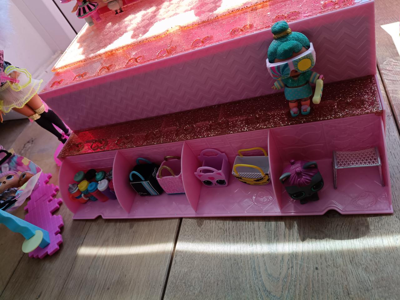 L.o.l. surprise mini shop