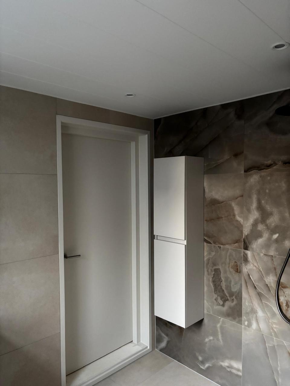 Tegelzetter nodig? Bel/app: 06 21937244 of Mail: jvbtegelzetter@gmail.com