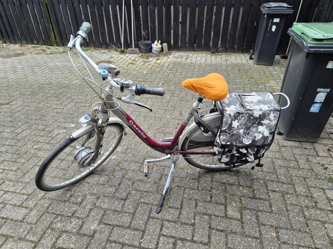 Opoefietsen en 3 caféfietsen Zoutelande.