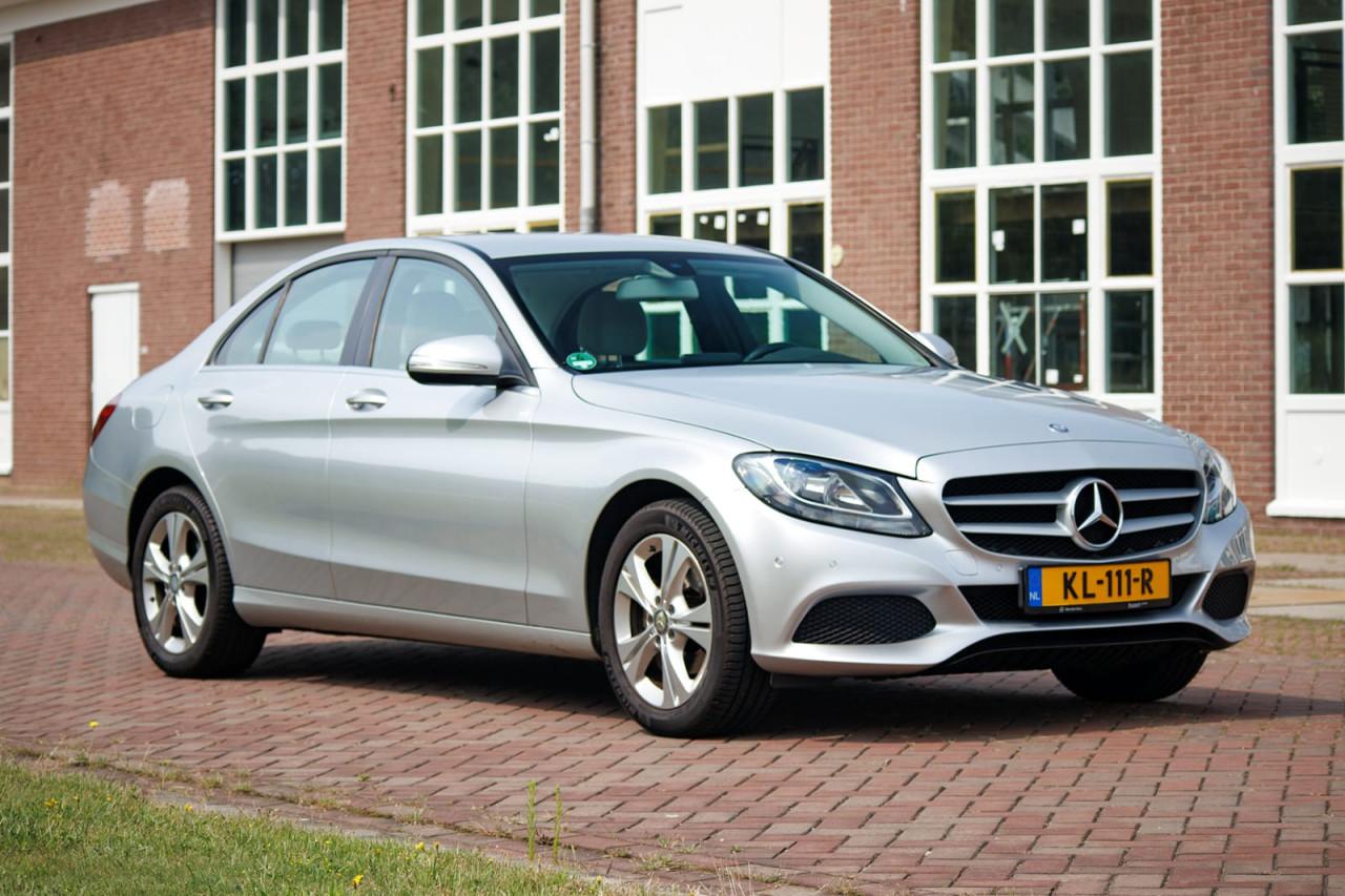 Mercedes C180 W205 2014 Nieuw model (8,2 sec 100) Nieuwstaat! Zuinig!