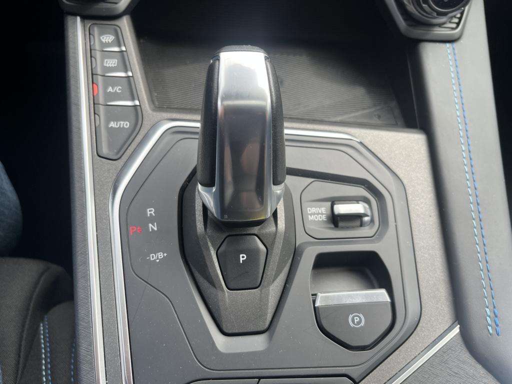 Lynk & Co 01 1.5 262 pk phev navi 360gr schuifdak 1e eigenaar