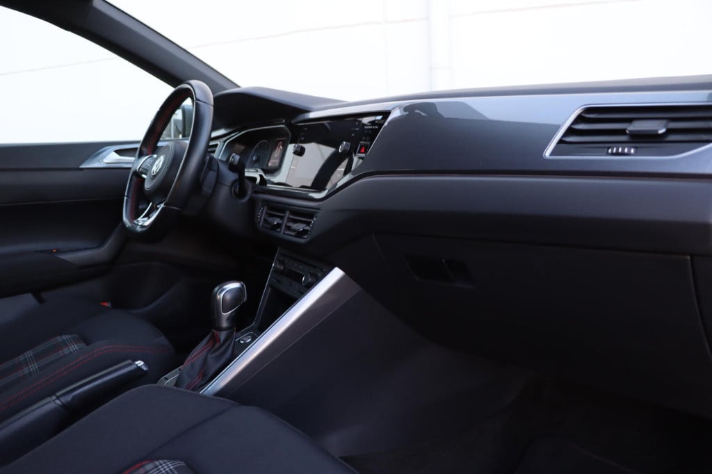 Volkswagen Polo 2.0 tsi gti 200pk dsg6