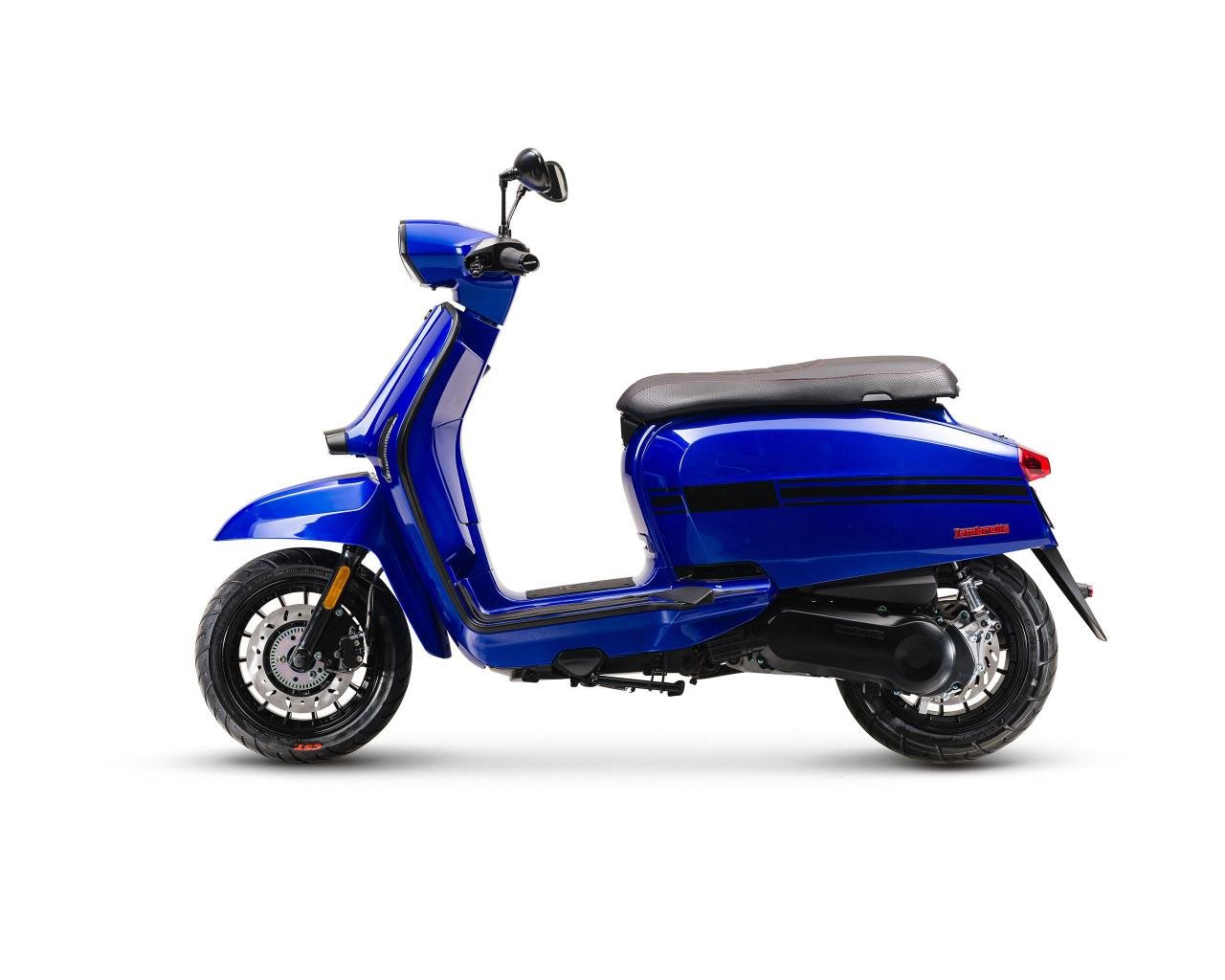 Nieuw de Lambretta V50 Special, nu uit voorraad leverbaar!
