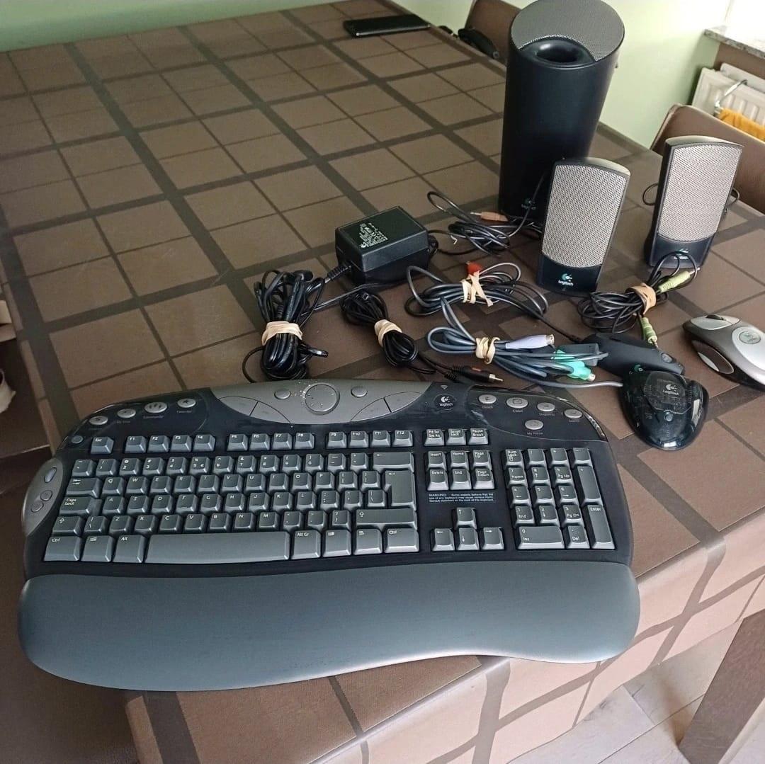 Logitech set