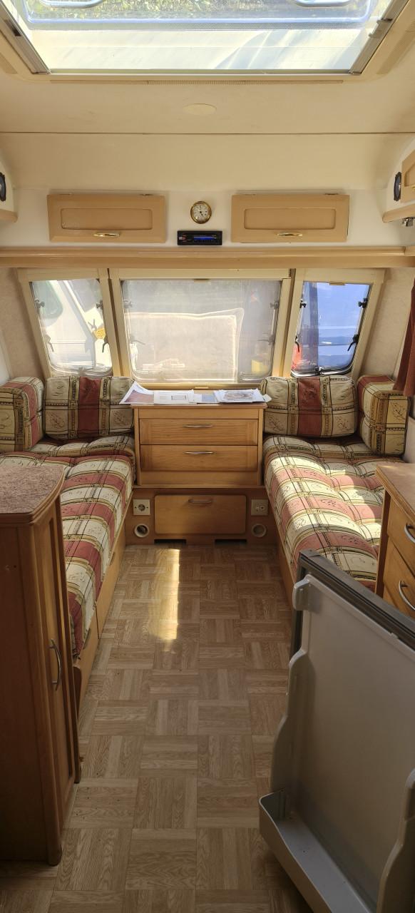 Elddis Hurricane 470 enkele bedden badkamer mover,Gas boiler