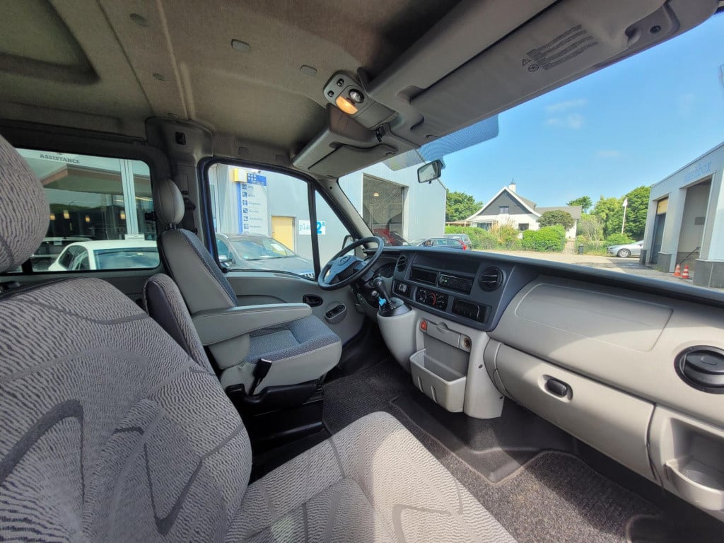 Opel Movano 2.5 cdti l1h1 rolstoelbus rolstoelauto