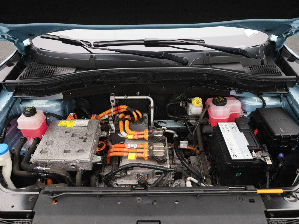 MG Zs-ev luxury 45 kwh | automaat | panoramadak | lederen bekleding | achte