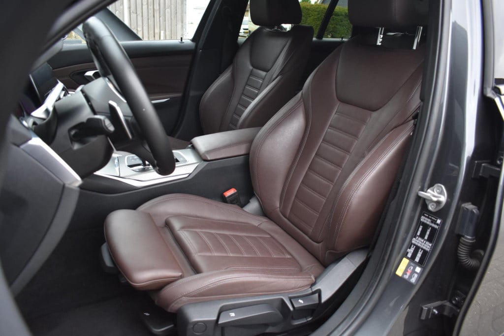BMW 3-serie touring 320e m-sport | shadow-line | el. wegkl. trekhaak | head
