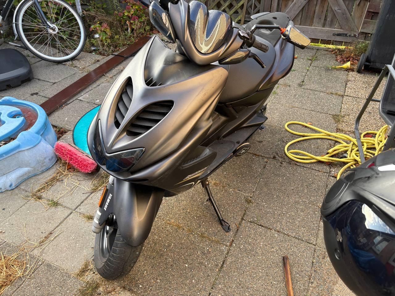 Yamaha Aerox 2011 – Stage6 Project Scooter