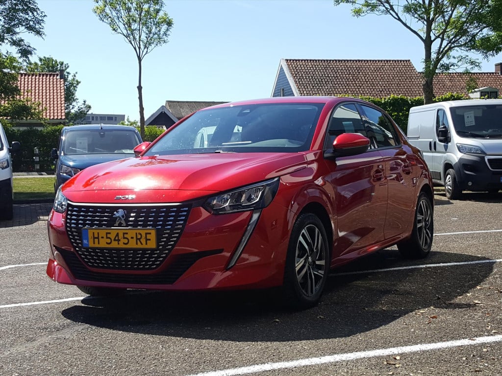 Peugeot 208 1.2 puretech 100pk allure navigatie | 3d-cockpit | afneembare t