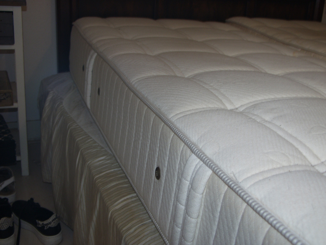 Twee kwaliteitsmatrassen 80x200x26