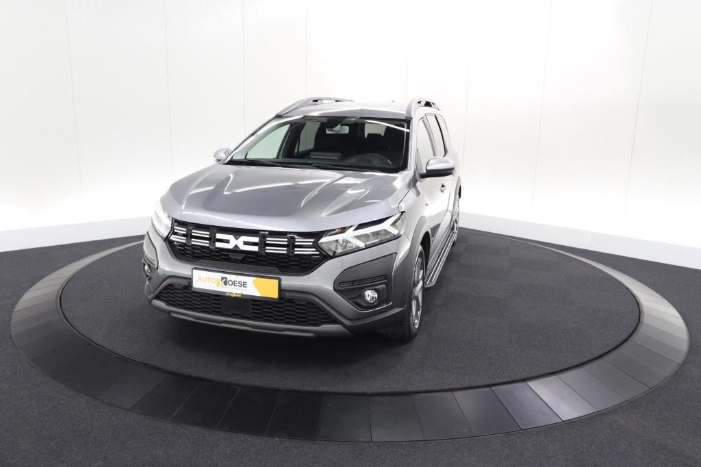 Dacia Jogger 1.6 hybrid 140 expression | 7 zitplaatsen | apple carplay | pa