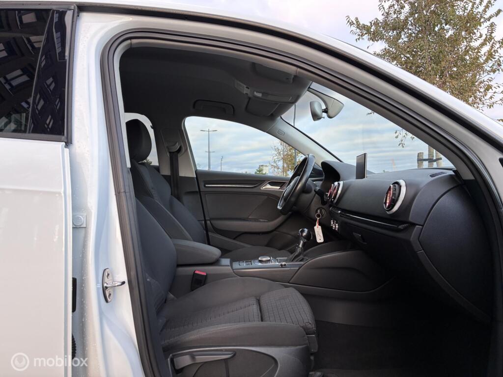 Audi A3 Sportback 1.4 TFSI CoD Pro Line km161.827 Nap 5deurs BJ2013