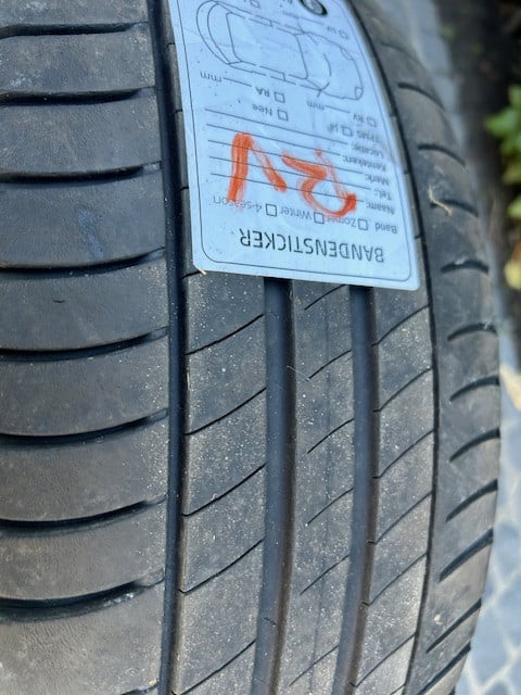 Auto zomerbanden Michelin Primary 205/RR 16