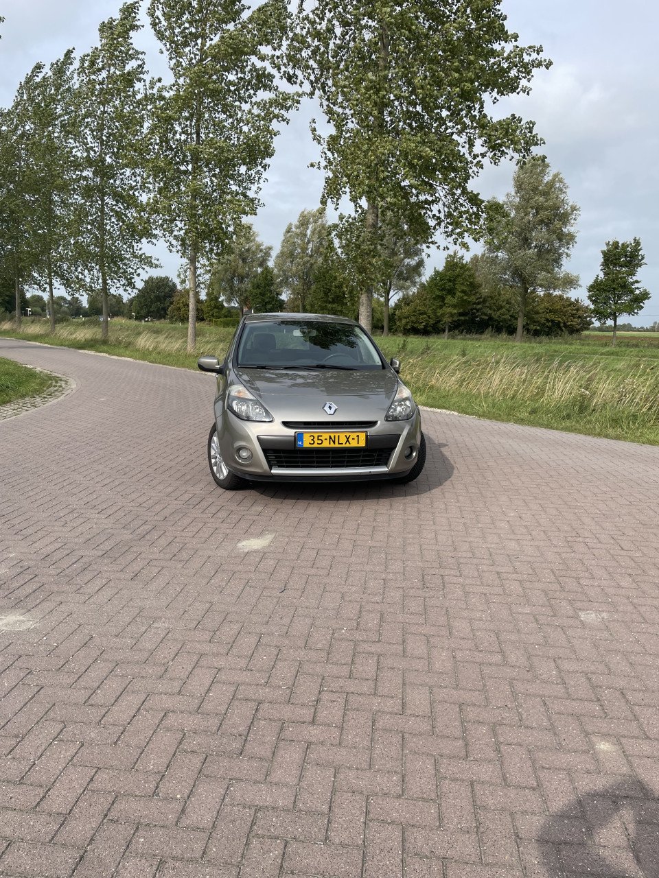 Renault Clio 1.2 Collection | 2010 | 120.000 km | €4.000