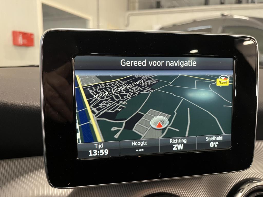 Mercedes-Benz Gla-klasse 180 ambition automaat