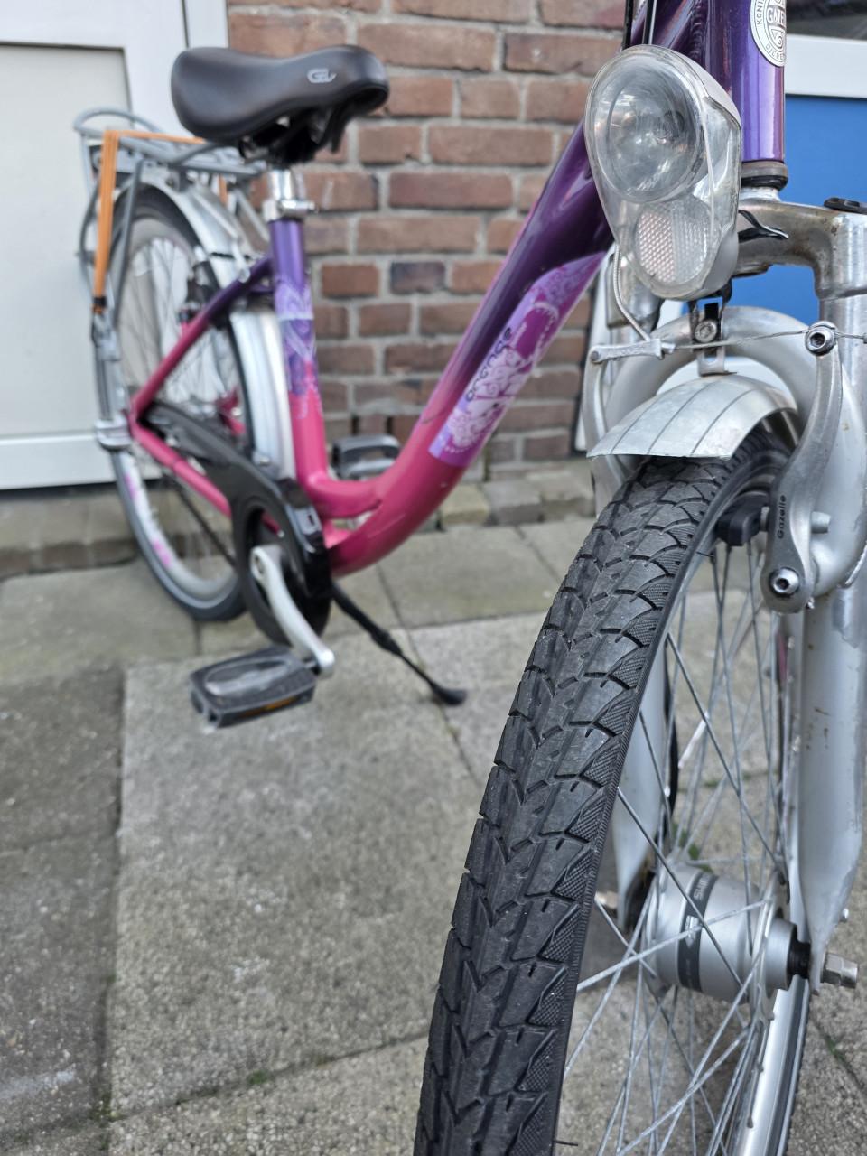 Meisjes fiets GAZELLE 24inch- 9 tot 13 jaar-3 versnellingen