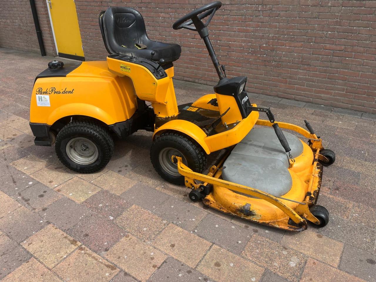 Stiga Park zitmaaier