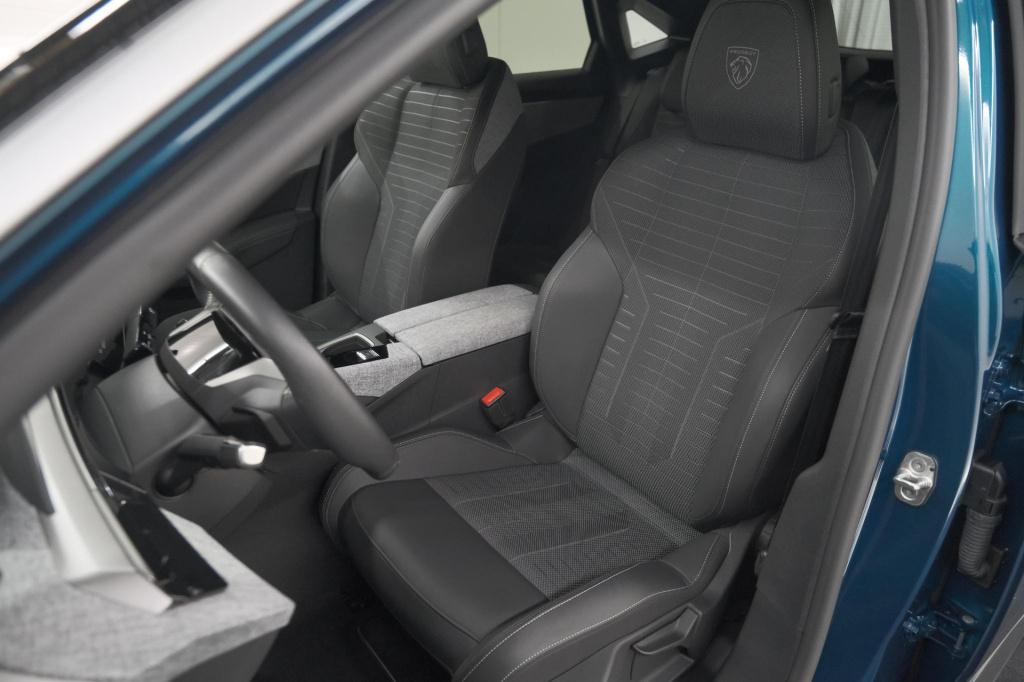 Peugeot 3008 1.2 hybrid 136 gt | elektrische kofferklep | camera | adaptiev