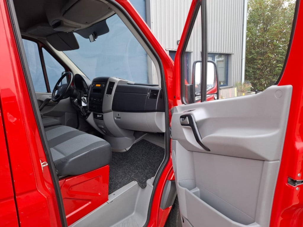 Mercedes-Benz Sprinter 210 2.2 cdi 366 functional hd 3 zits / side bars / p