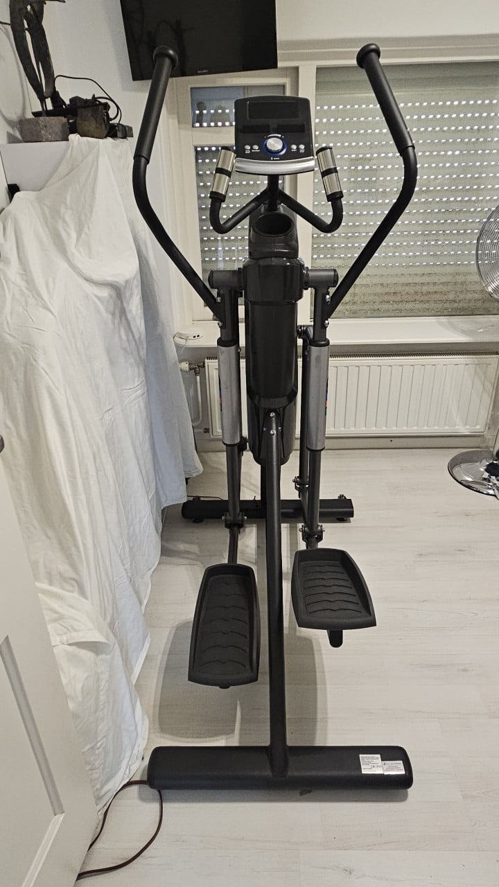 Crosstrainer Cardiostrong EX70