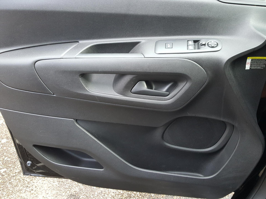 Peugeot Partner premium 1.5 bluehdi-130pk 650kg 3z(vol)automaat (eat8)| nav