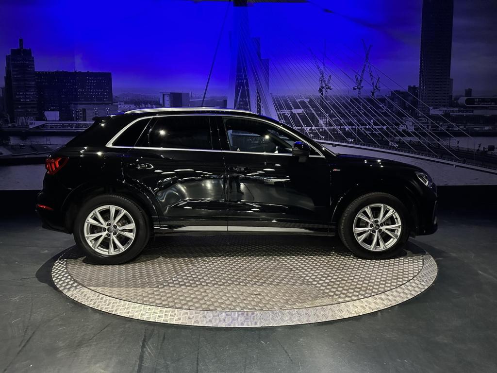 Audi Q3 35 tfsi s line pro line s *navi*appconnect*camera*