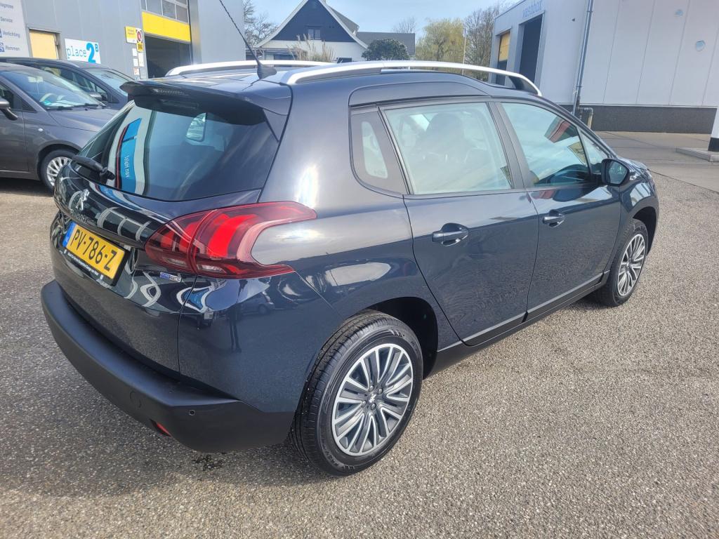 Peugeot 2008 1.2 puretech blue lion carplay