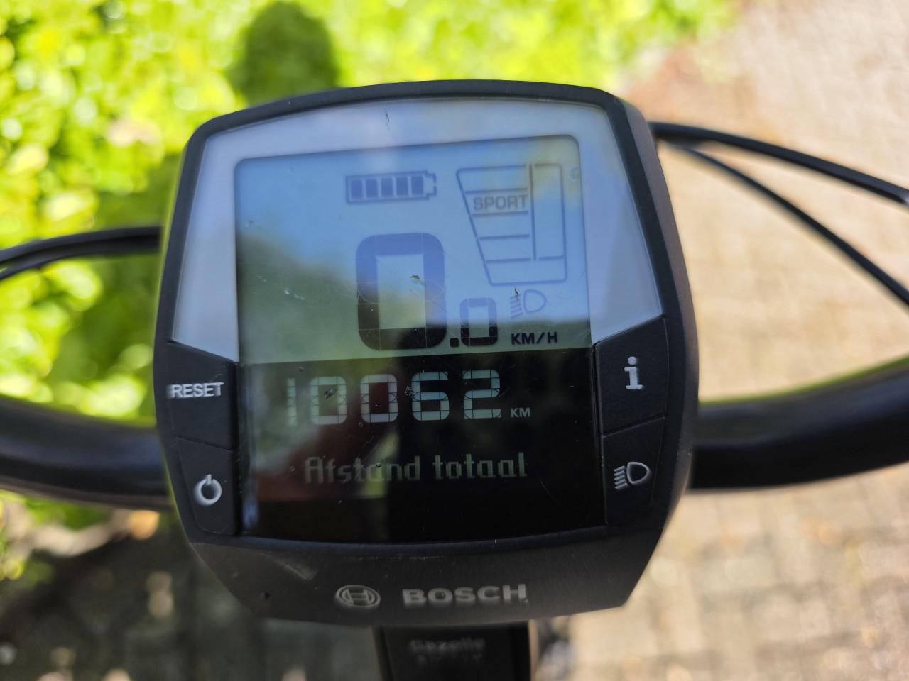 Gazelle Orange elektrische heren fiets met Bosch middenmotor en 500wh accu