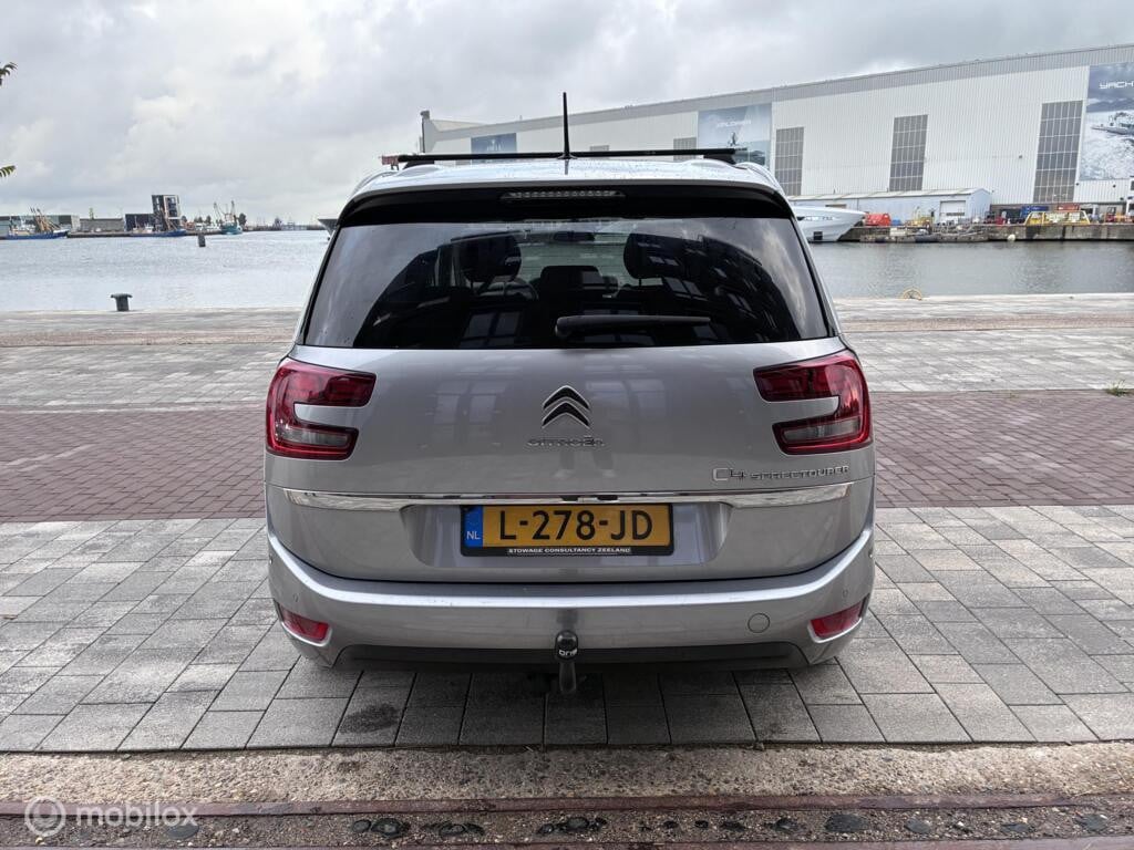 Citroen Grand C4 Spacetourer 1.2 PureTech Shine km182.038 Nap BJ2020