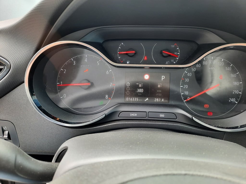 Opel Crossland X 1.2 turbo elegance