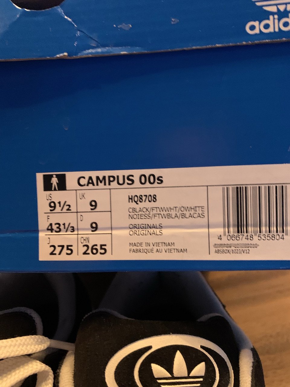 Adidas campus