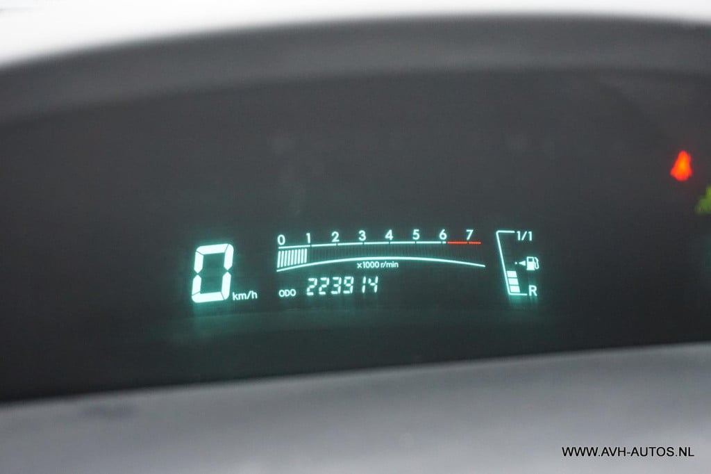 Toyota Yaris 1.0 vvti acces