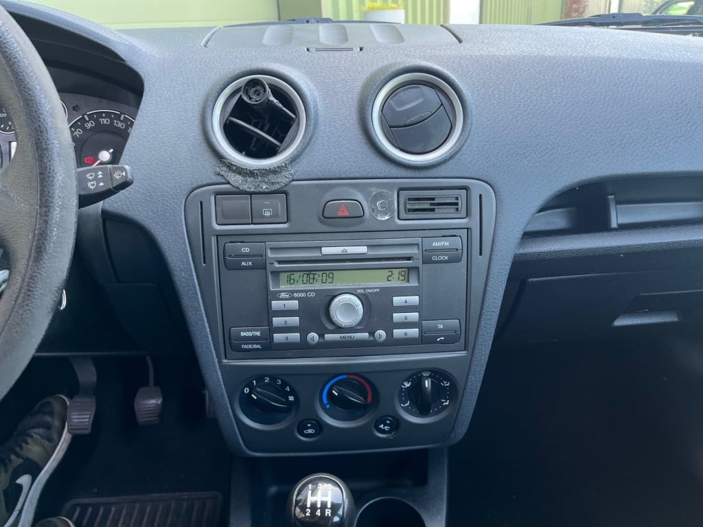 Ford Fusion 1.4 - 16v champion airco