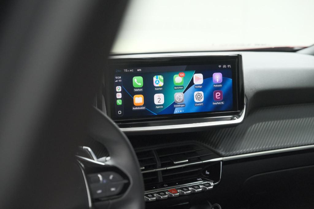 Peugeot 2008 puretech 130 eat8 allure | 360 camera | allseason banden | ada