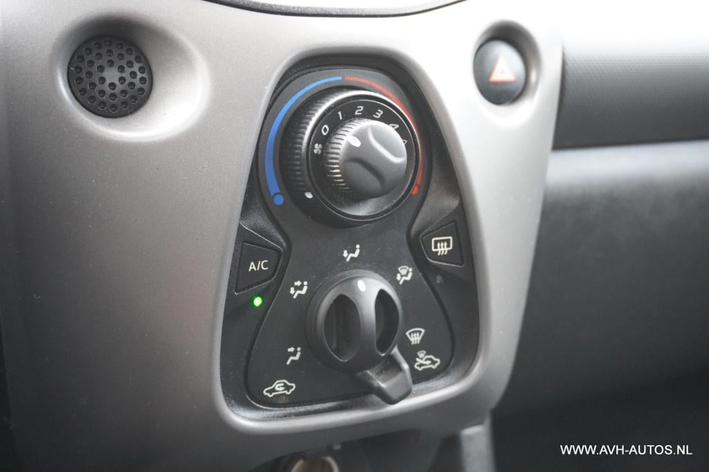 Peugeot 108 1.0 e-vti active