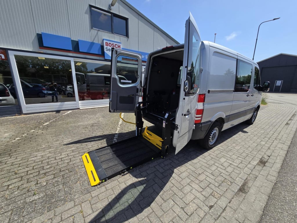 Mercedes-Benz Sprinter 210 2.2 cdi 325 hd, rolstoelbus, automaat