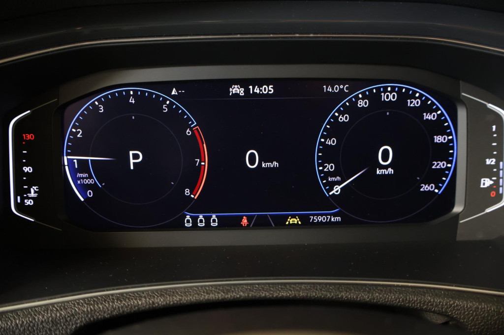 Volkswagen T-roc 1.5 tsi sport nl auto, acc, led, stoelverw,