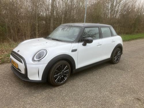 Mini Cooper 1.5 Automaat Camden