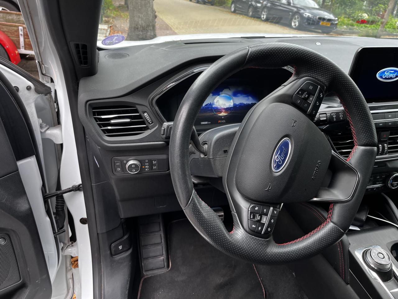 Ford Kuga 2.5 PHEV ST_X line