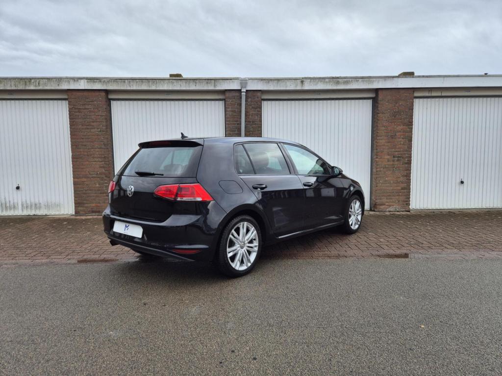 Volkswagen Golf 1.2 tsi comfortline / keyless / massagestoel / schuifdak / 