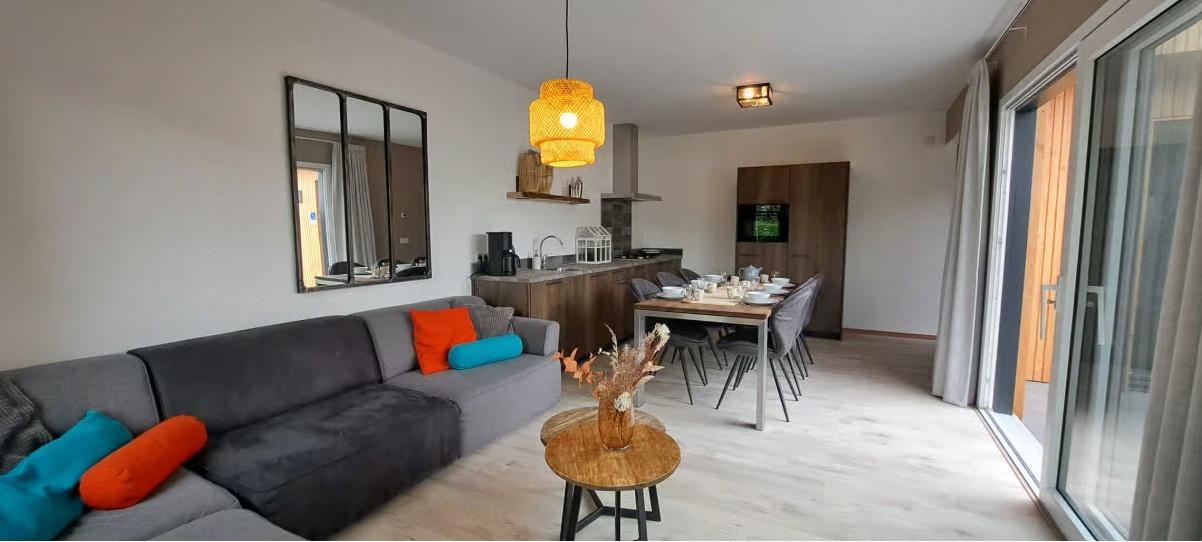 Te Koop: Recreatiewoning in het hart van Zeeland