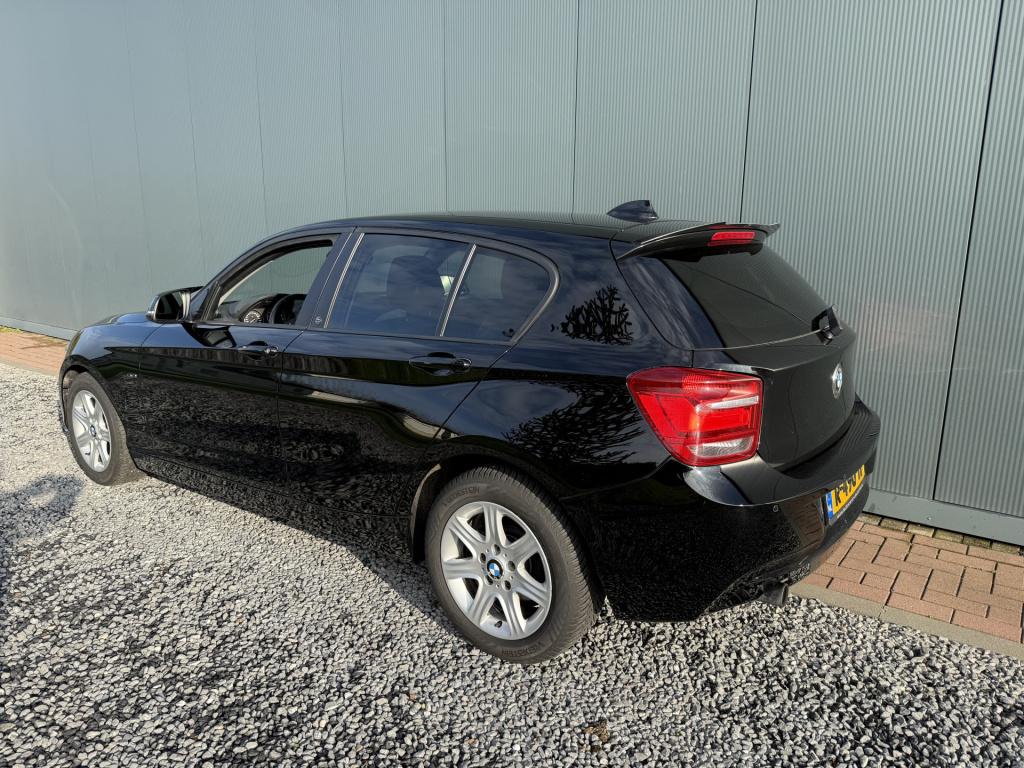 BMW 1 Serie 116i 136pk upgrade edition sportline 5-drs