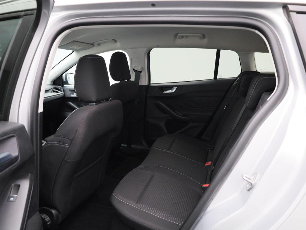 Ford Focus wagon 1.0 ecoboost hybrid titanium | cruise control | navigatie 