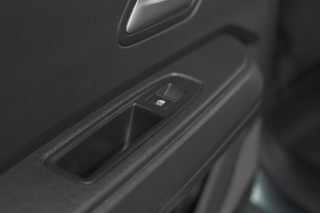 Dacia Duster mild hybrid 130 expression | camera | stoelverwarming | apple 
