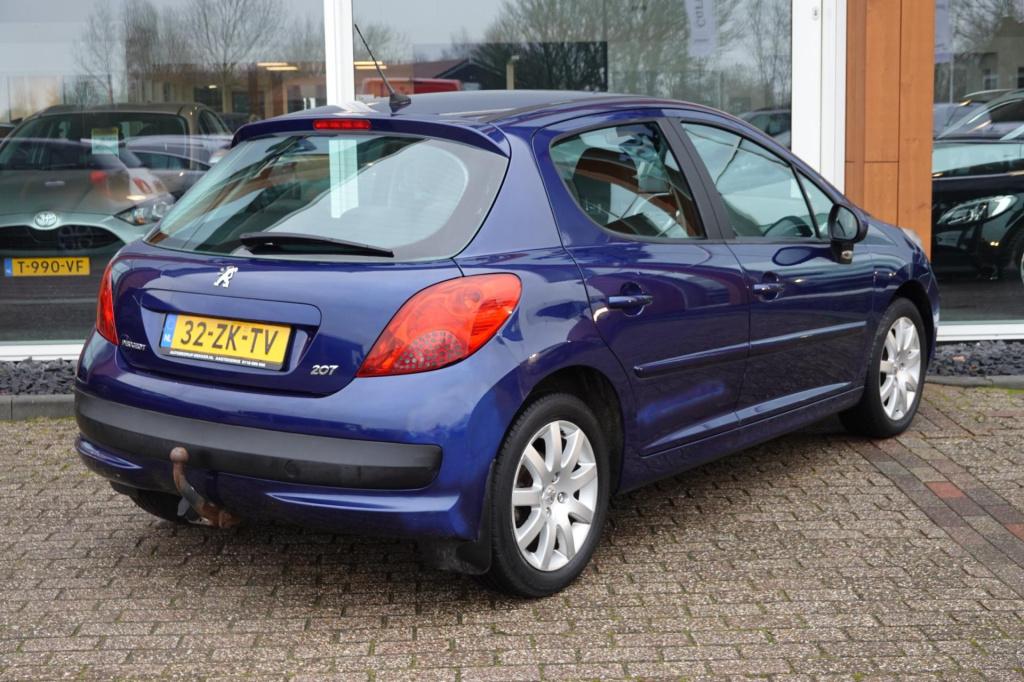Peugeot 207 1.6 vti xs
