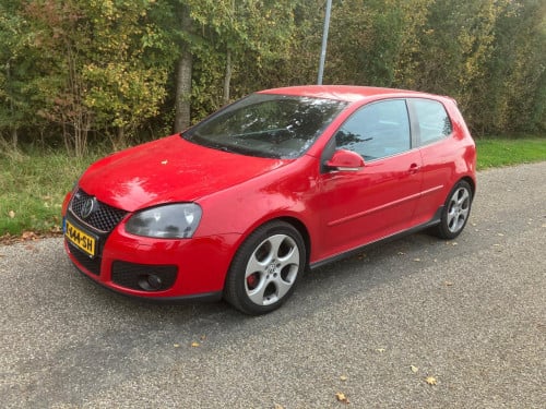Volkswagen Golf 2.0 GTI