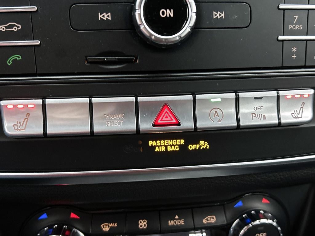 Mercedes-Benz Gla-klasse 180 business solution amg | achteruitrijcamera | t