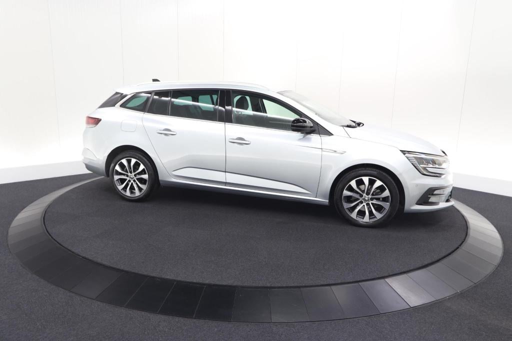 Renault Megane tce 140 edc techno | dodehoekdetectie | camera | 9.3 inch gr