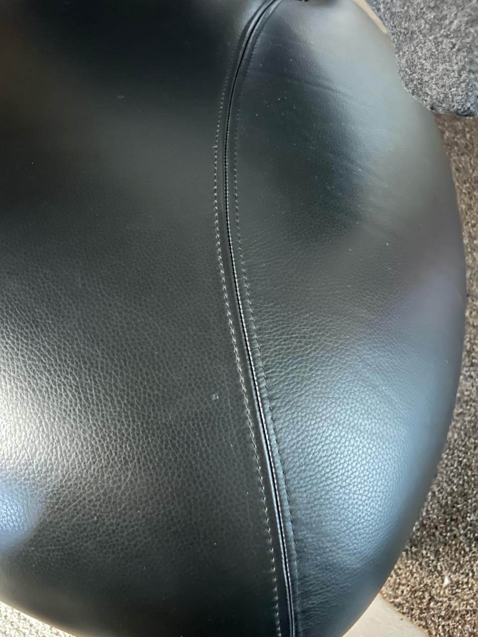 Te koop Leolux Pallone stoel / fauteuil